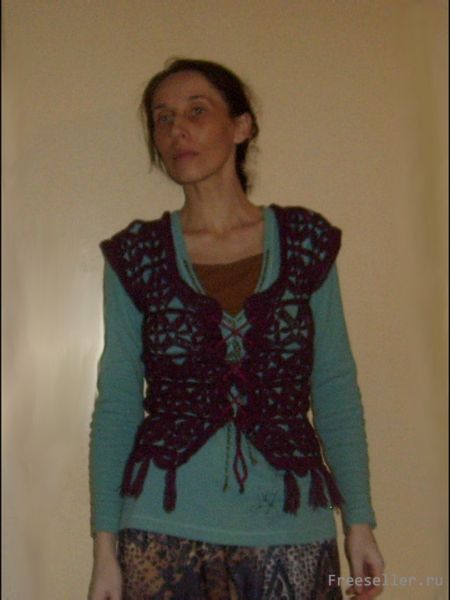 Вяжем ажурный жилет с бахромой