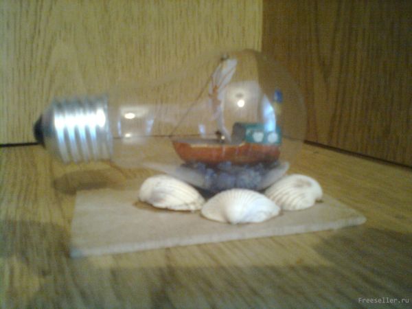 Как сделать кораблик в лампочке своими руками
