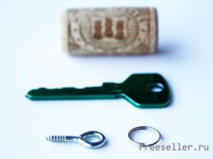 Брелок из винной пробки - своими руками.