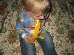 Нарядный галстук для мальчика (2-6 лет) своими руками