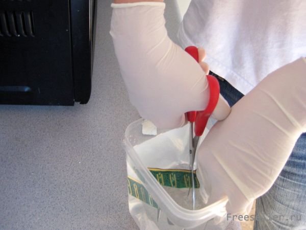 Делаем зажим для денег из планки оперативной памяти