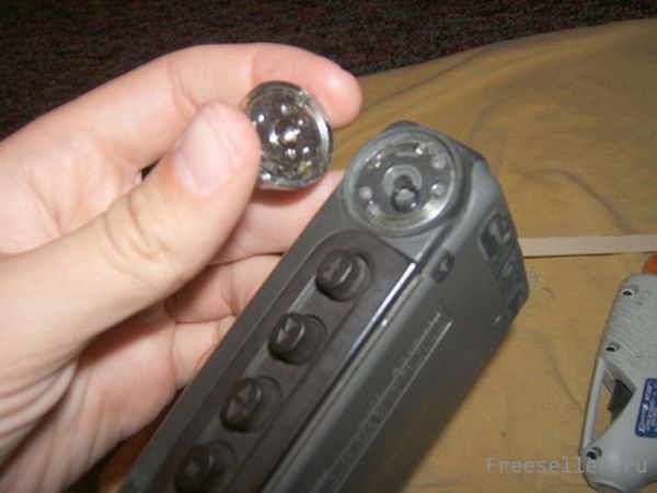 Мыльница из кассетного плеера