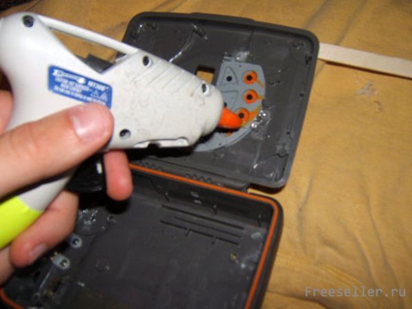 Мыльница из кассетного плеера