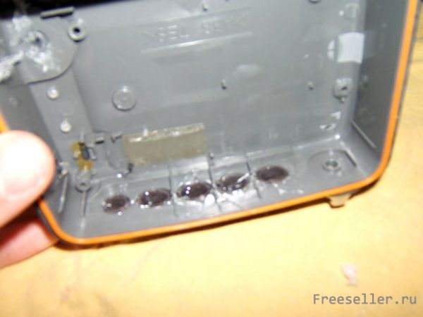 Мыльница из кассетного плеера