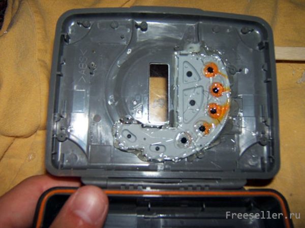 Мыльница из кассетного плеера