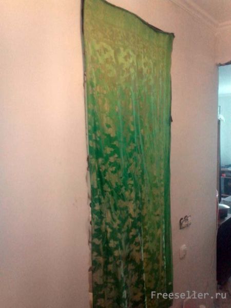 Дверь времянка из шторы