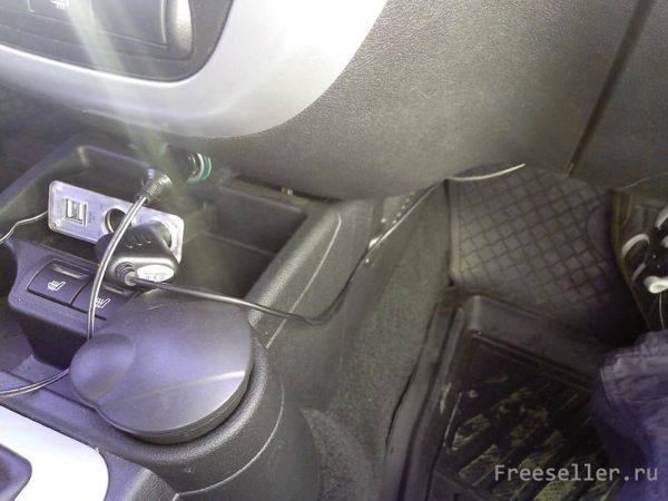 Как спрятать провода видеорегистратора в салоне автомобиля