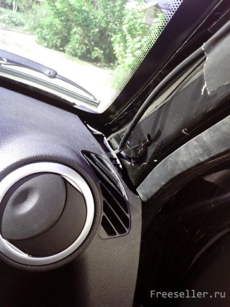 Как спрятать провода видеорегистратора в салоне автомобиля