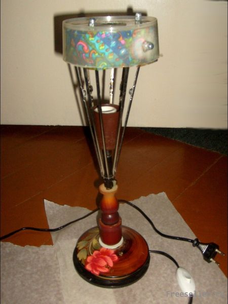 Самодельный светильник из всякой всячины