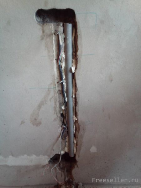 Как спрятать провода от телевизора в стене