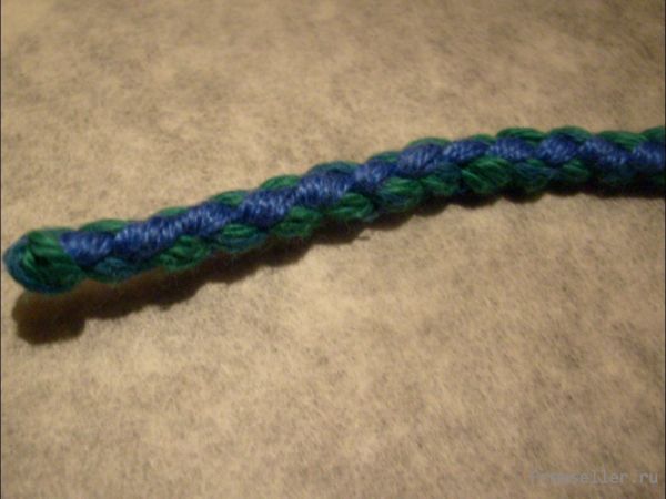 Плетём двухцветный функциональный шнур