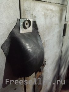 Как защитить гаражные висячие замки от дождя