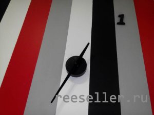 Необычные настенные часы своими руками