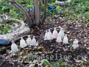 Цветы колокольчики из пластиковых бутылок