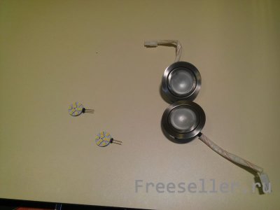 Ставим диодные лампочки в кухонную вытяжку