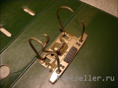 Изготовление мини вешалки из скоросшивателя