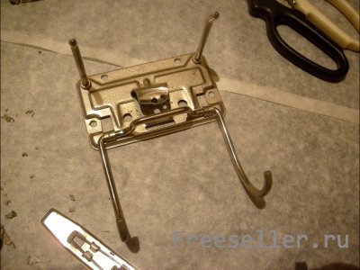 Изготовление мини вешалки из скоросшивателя