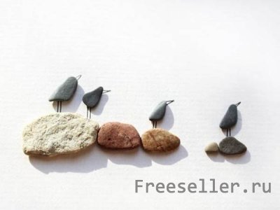 Картины из морских камешков