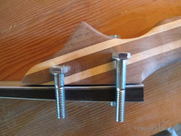 Лук из лыж своими руками - Крепеж рукоятки и лыж