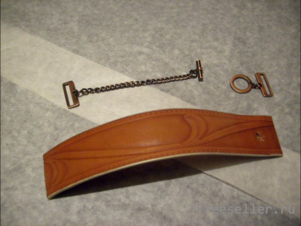 Мастерим оригинальную заколку для волос из кожаного ремня