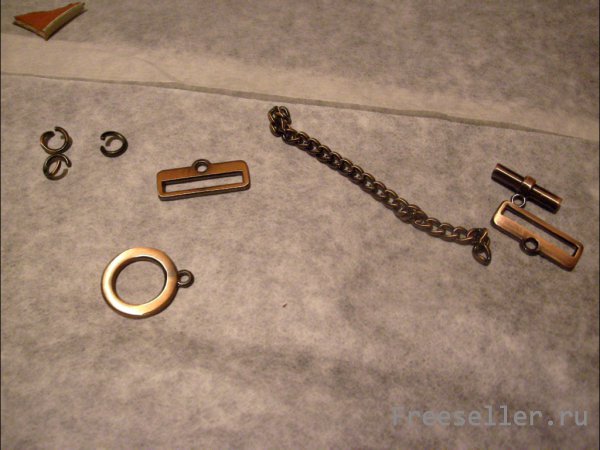 Мастерим оригинальную заколку для волос из кожаного ремня