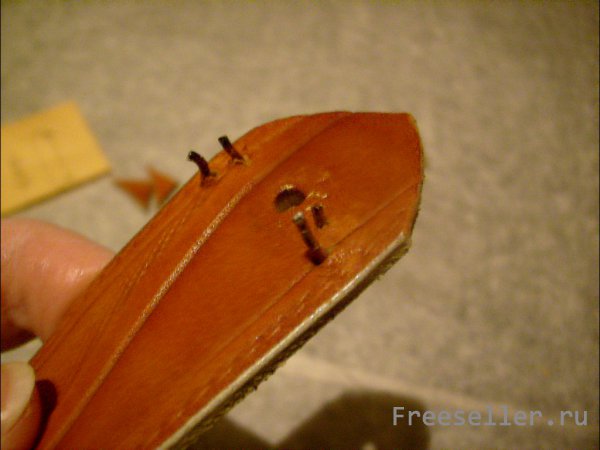 Мастерим оригинальную заколку для волос из кожаного ремня