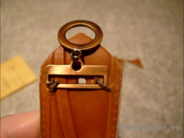 Мастерим оригинальную заколку для волос из кожаного ремня