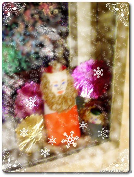 Новогоднее окошко из всякой всячины