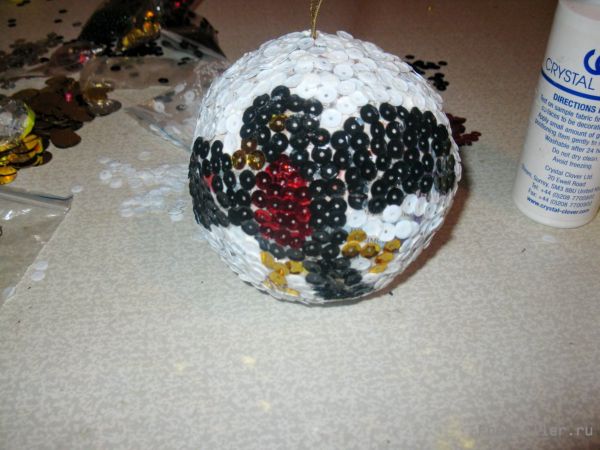 Этапы изготовления елочной игрушка из папье-маше