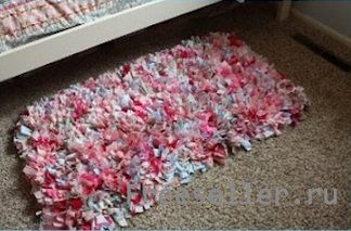 Самодельный коврик из футболок