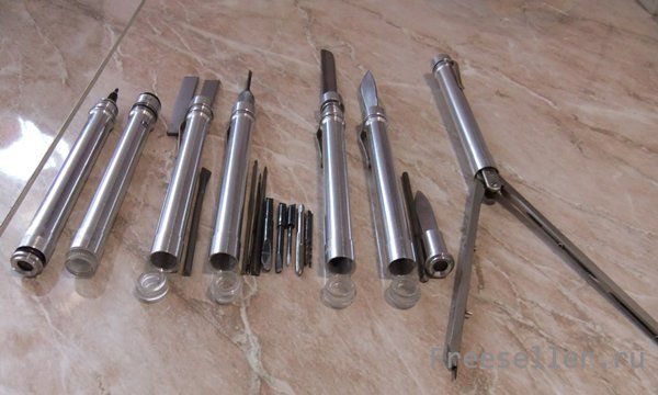 самодельные инструменты для любителей заниматься разными поделками для дома.