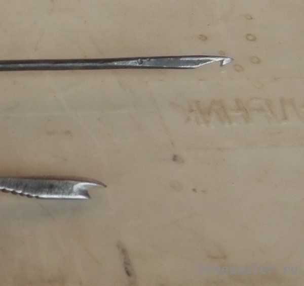 Поролка для швов и сапожное шило удобное для работы