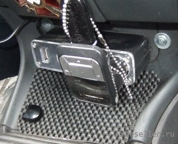 Дополнительные гнезда подключения прикуривателя