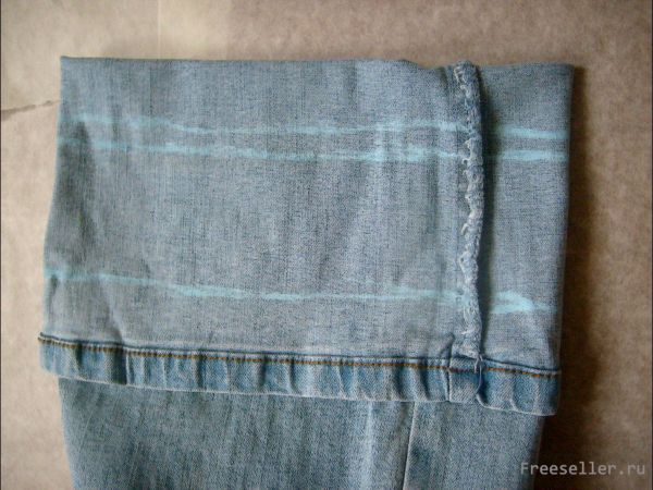 Как укоротить джинсы своими руками?