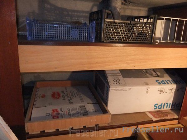 Оборудование погреба материалами от старой мебели