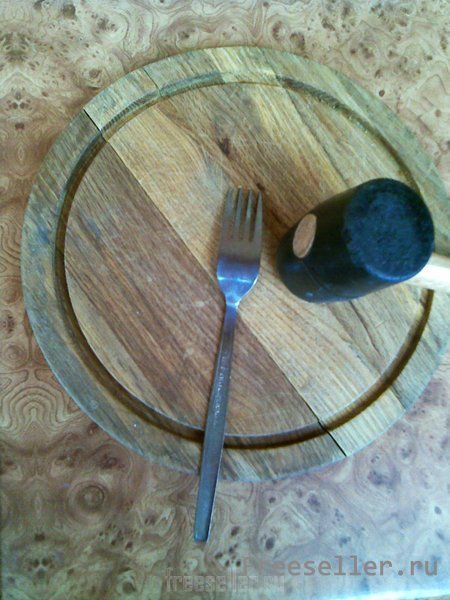 Изготовление подставки для планшета из вилки