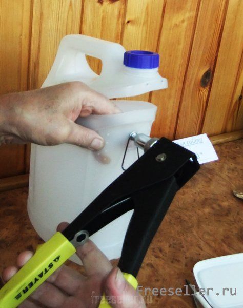 Самодельный контейнер для хранения и переноски инструментов