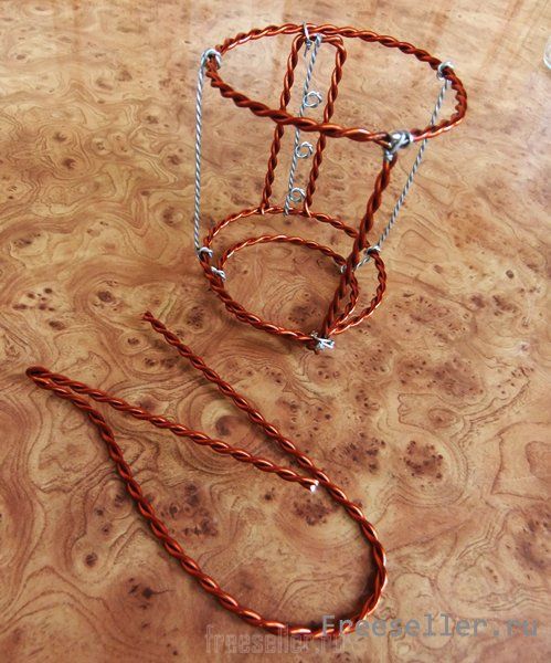 Подстаканник из проволоки