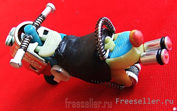 Мотоцикл из 2х зажигалок