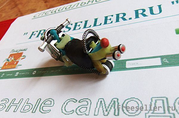 Мотоцикл из 2х зажигалок