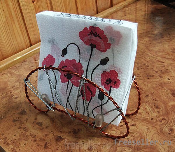 Салфетница из витой проволоки