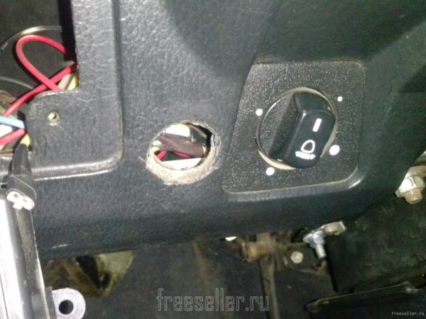 Установка кнопки электропривода багажника на Ваз-классику Ваз 2107 своими руками