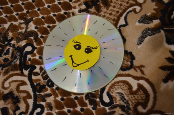 Солнышко из диска- процесс изготовления