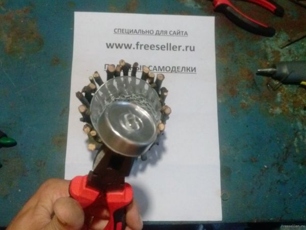 Процесс изготовления подсвечника из веточек