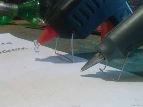 <p style="text-align:center;"> <a class="highslide" href="https://www.freeseller.ru/uploads/posts/2014-07/1405251017_cam00863.jpg" target="_blank"><img src="https://www.freeseller.ru/uploads/posts/2014-07/medium/1405251017_cam00863.jpg" alt="Обзор-сравнение клеевых термо-пистолетов" class="fr-dib"></a> <p> <p>Небольшой обзор-сравнение клеевых термо-пистолетов.</p>