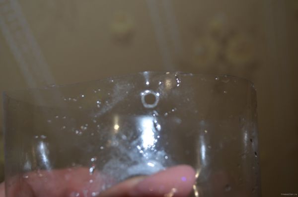 Процесс изготовления ловушки для ос из пластиковой бутылки