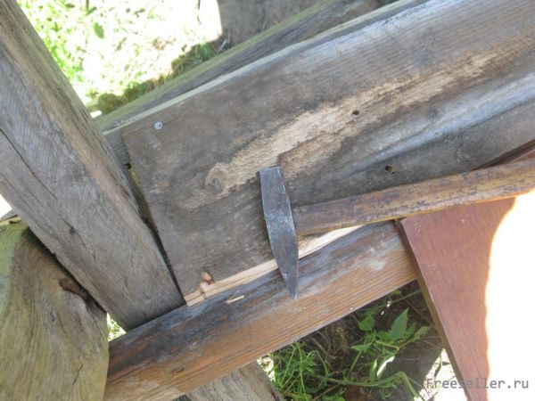 Изготовление детской горки из подручных средств