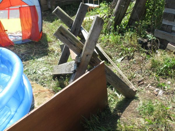 Изготовление детской горки из подручных средств