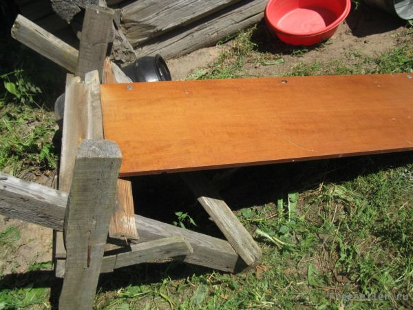 Изготовление детской горки из подручных средств