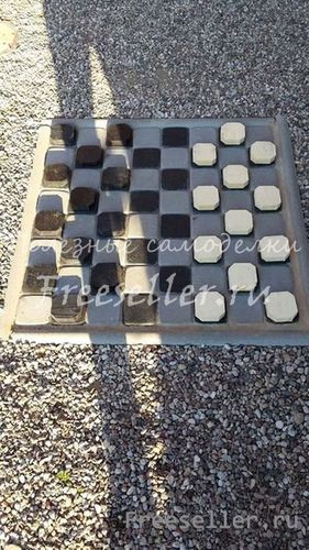 Шахматная доска для сада